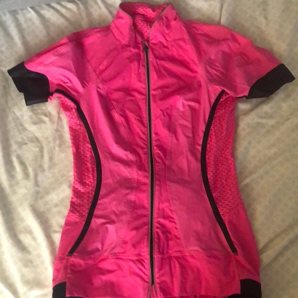 Limited edition lululemon cycle Jersey